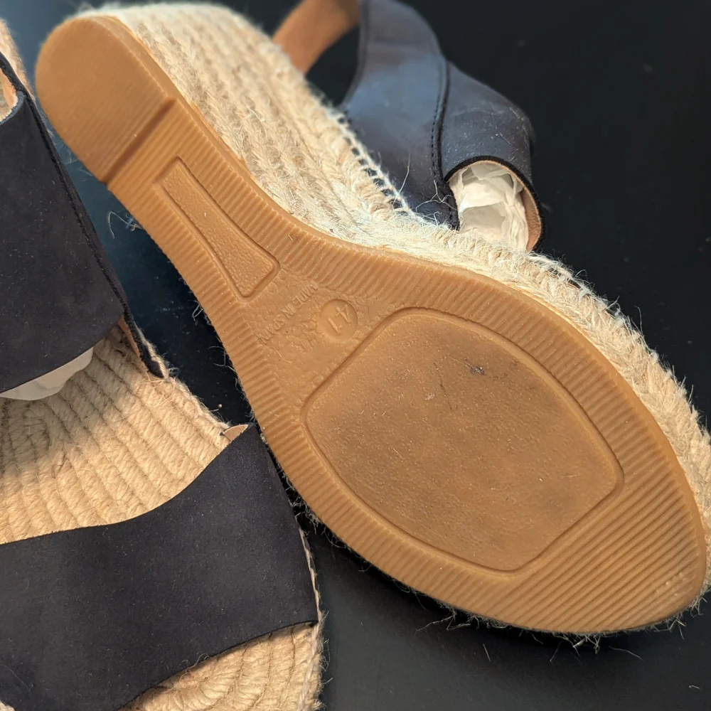 Women's Black Espadrille Wedge Sandals - Picture 5 of 7